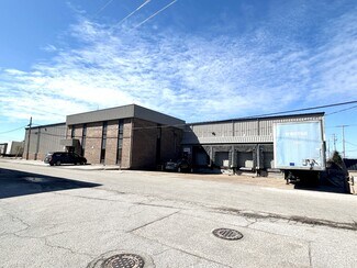 Plus de détails pour 2200 N New York Ave, Evansville, IN - Industriel/Logistique à louer