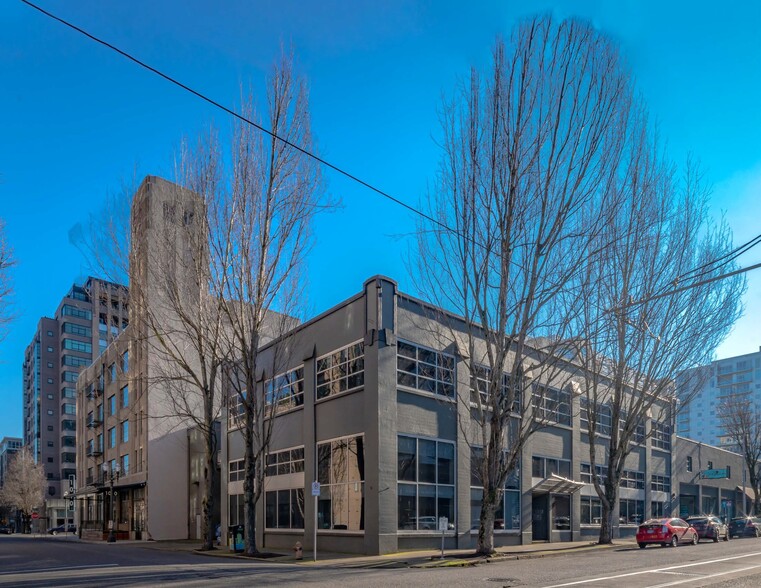 334 NW 11th Ave, Portland, OR à louer - Photo principale – Image 1 sur 17
