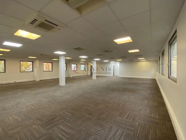 Plus de détails pour Bureau à louer