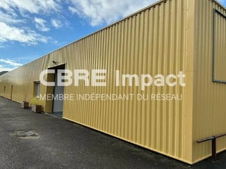 Plus de détails pour Local d'activités à louer