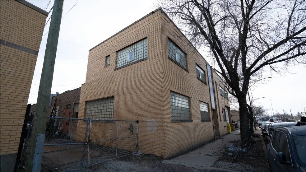 3115 W 36th St, Chicago, IL à vendre - Photo de l’immeuble – Image 3 sur 6