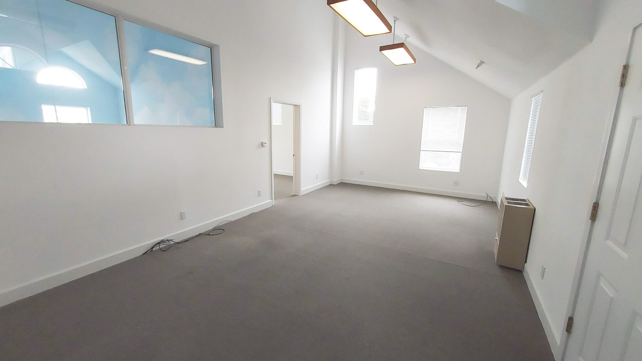 300-302 Main St, Half Moon Bay, CA à louer Photo intérieure– Image 1 sur 4