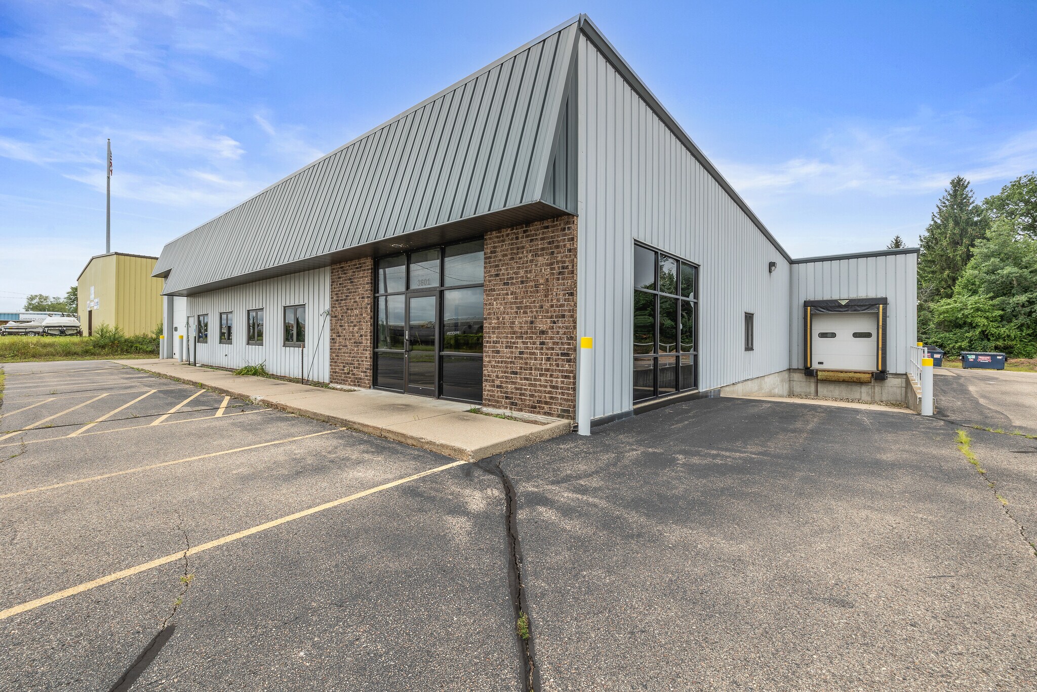 3601 Patch St, Stevens Point, WI à louer Photo de l’immeuble– Image 1 sur 55