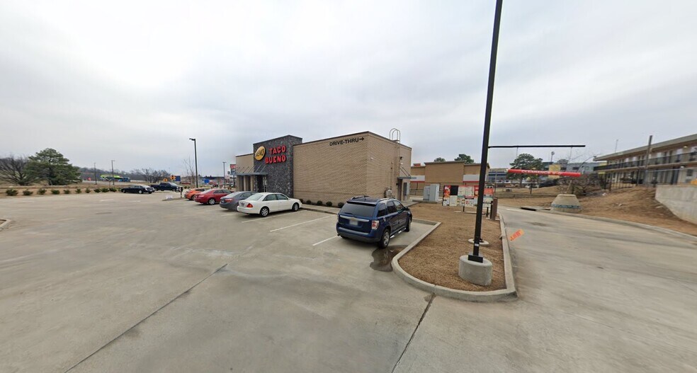 113 W Pershing Blvd, North Little Rock, AR à vendre - Photo de l’immeuble – Image 3 sur 3