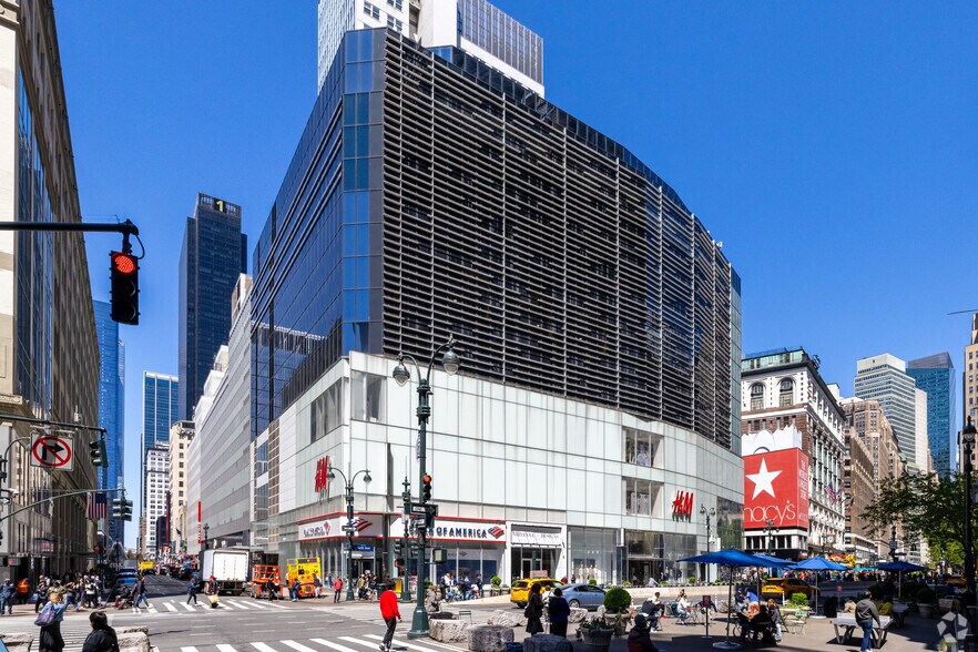 1 Herald Sq, New York, NY à louer - Photo de l’immeuble – Image 3 sur 6