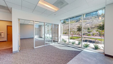 Heritage Rd, Chula Vista, CA à louer Numérisation 3D Matterport– Image 1 sur 9