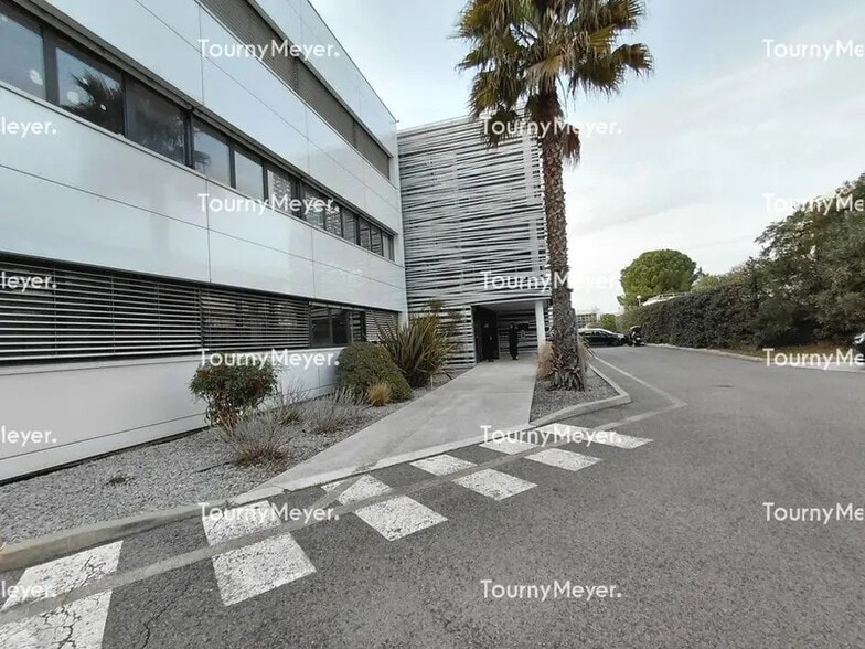 1095 Avenue Henri Becquerel, Montpellier à louer - Photo de l’immeuble – Image 2 sur 9