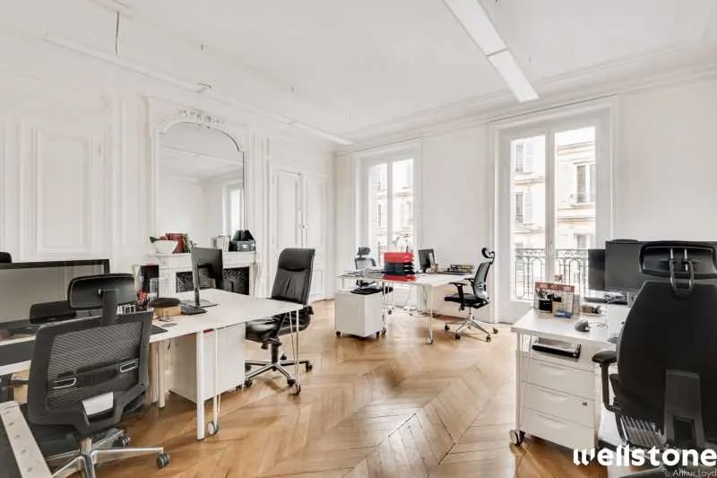 20 Rue De Saint-Pétersbourg, Paris à louer Photo intérieure– Image 1 sur 7