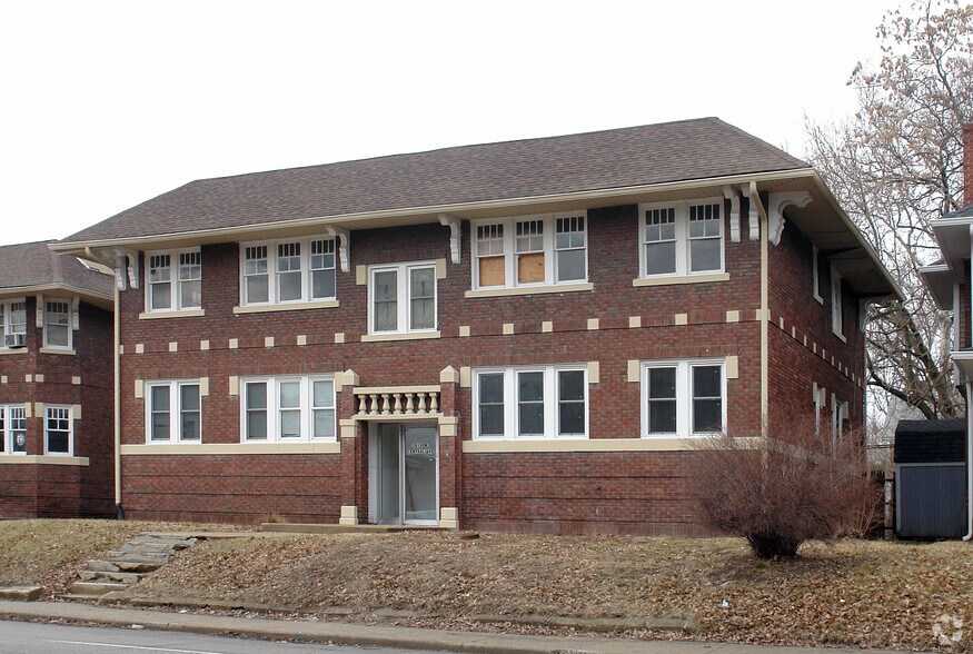 3818 N Central Ave, Indianapolis, IN à vendre - Photo de l’immeuble – Image 2 sur 4