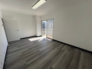 8980 Benson Ave, Montclair, CA à louer Photo intérieure– Image 1 sur 2