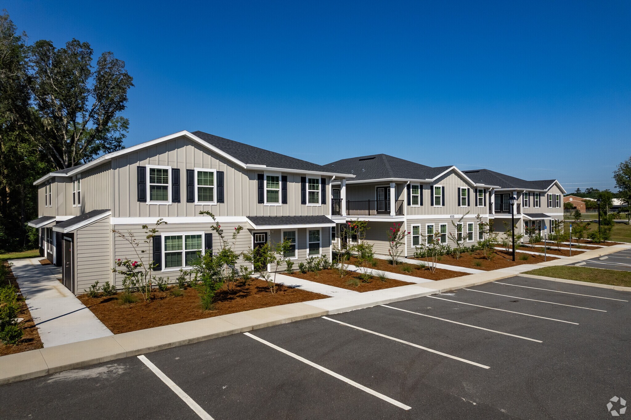3821 SW 43rd Ct, Ocala, FL à vendre Photo de l’immeuble– Image 1 sur 31