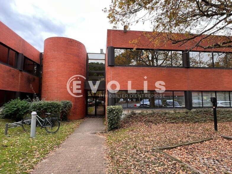 Bureau dans Mérignac à louer - Photo de l’immeuble – Image 1 sur 1