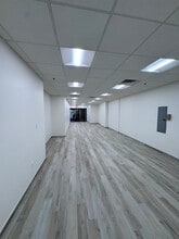 2769 Coney Island Ave, Brooklyn, NY à louer Photo intérieure– Image 2 sur 4