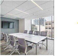 1 Tenth St, San Francisco, CA à louer Photo intérieure– Image 2 sur 4