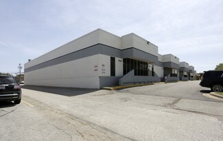 Plus de détails pour 13618-13632 Neutron Rd, Dallas, TX - Industriel/Logistique à louer