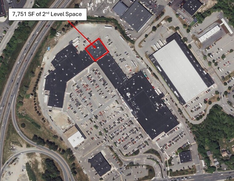 139 Endicott St, Danvers, MA à louer - Photo principale – Image 1 sur 6