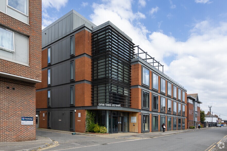1 Bell St, Maidenhead à louer - Photo de l’immeuble – Image 1 sur 5