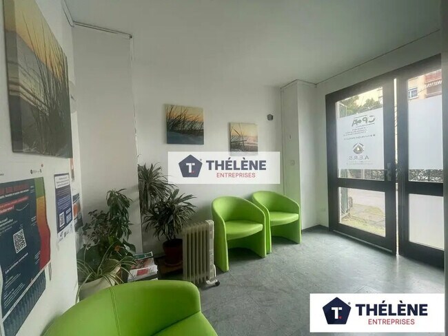 Plus de détails pour Bureau à vendre