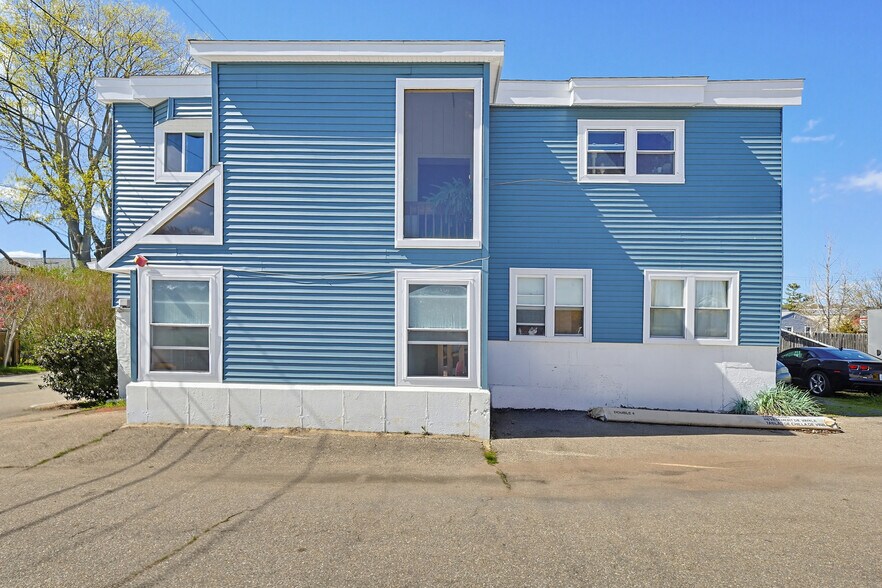 33 Halsey St, Newport, RI à vendre - Photo de l’immeuble – Image 2 sur 15