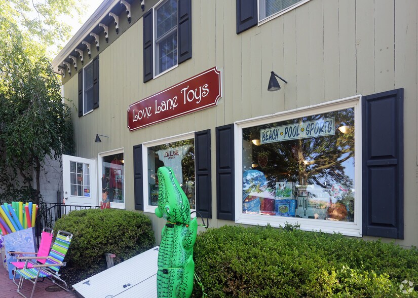 50 Love Ln, Mattituck, NY à louer - Photo de l’immeuble – Image 3 sur 6