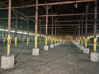 Plus de détails pour 251 Price Rd, Lexington, KY - Industriel/Logistique à louer