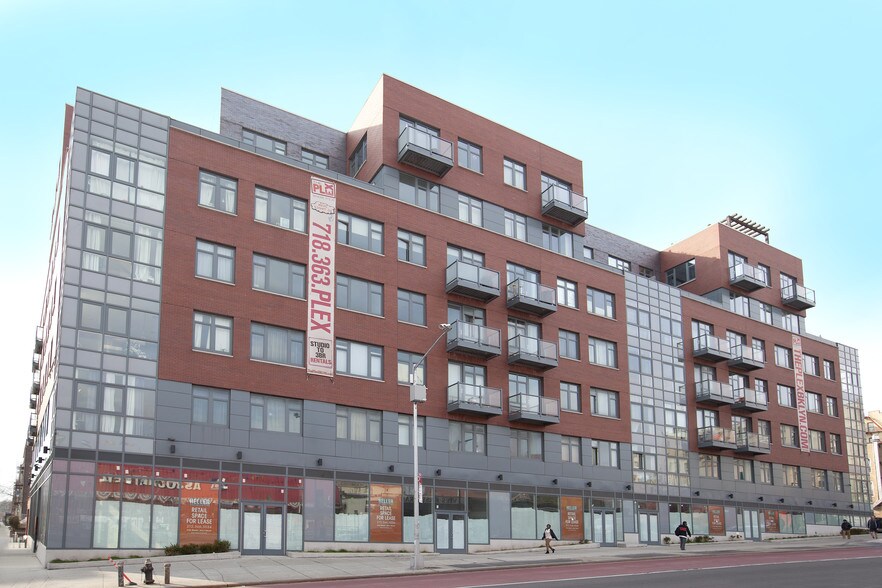 958 Nostrand Ave, Brooklyn, NY à louer - Photo de l’immeuble – Image 1 sur 6