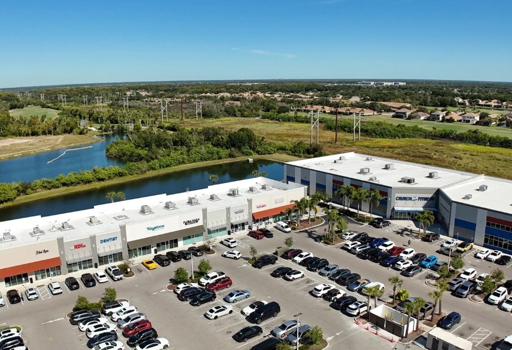 8425-8475 Heritage Green Way, Bradenton, FL à louer Photo principale– Image 1 sur 8