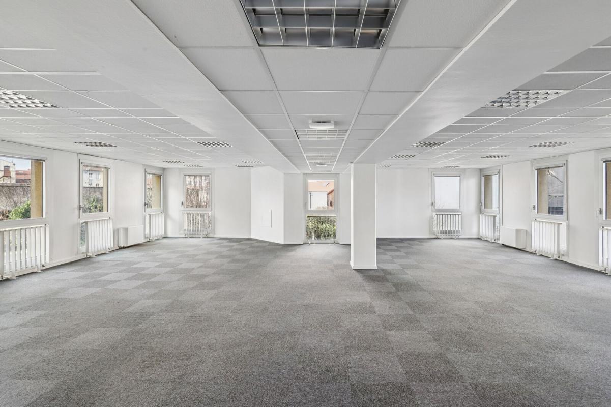 50 Cours De La République, Villeurbanne à louer Photo de l’immeuble– Image 1 sur 9