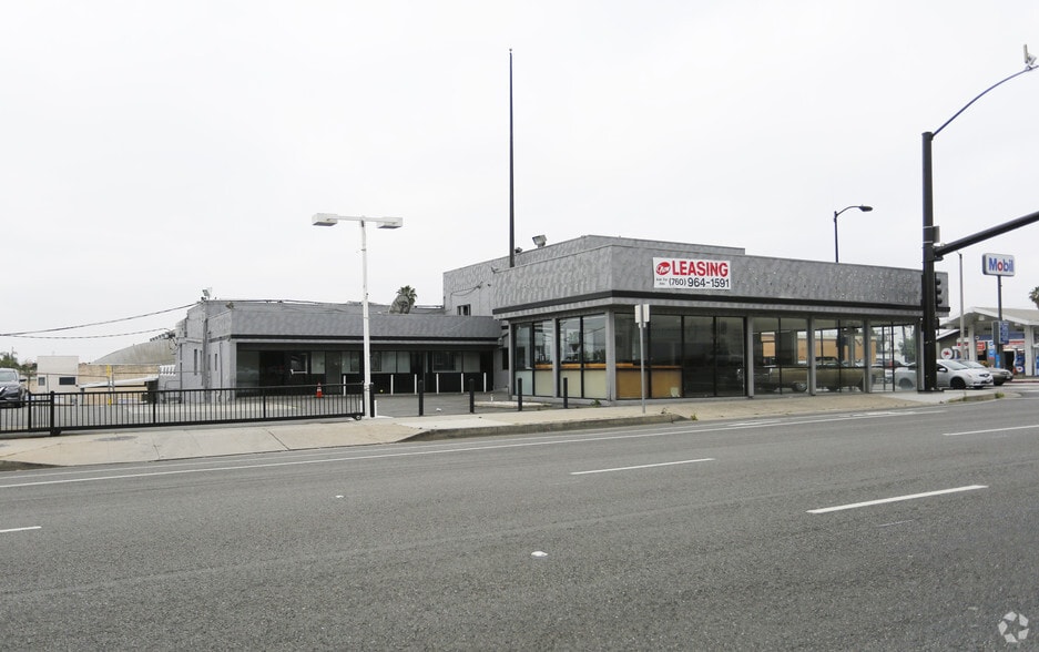 100 S San Gabriel Blvd, San Gabriel, CA à louer - Photo de l’immeuble – Image 2 sur 17