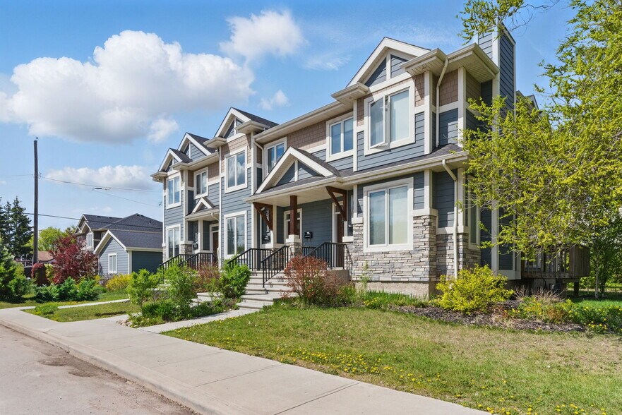 10604 61 Av NW, Edmonton, AB à vendre - Photo de l’immeuble – Image 2 sur 13