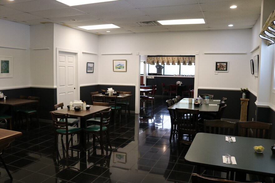 522 N Main St, Farmville, VA à vendre - Photo intérieure – Image 2 sur 3