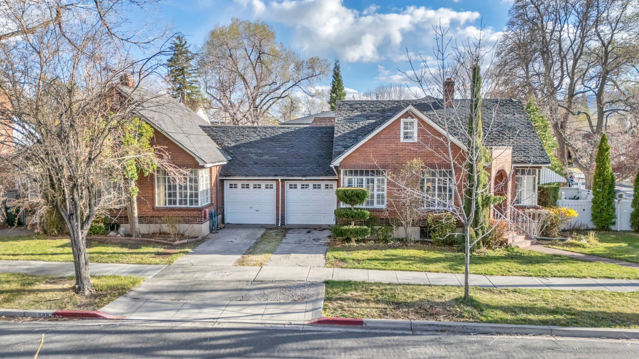 588 Saint Lawrence Ave, Reno, NV à vendre Photo principale– Image 1 sur 99