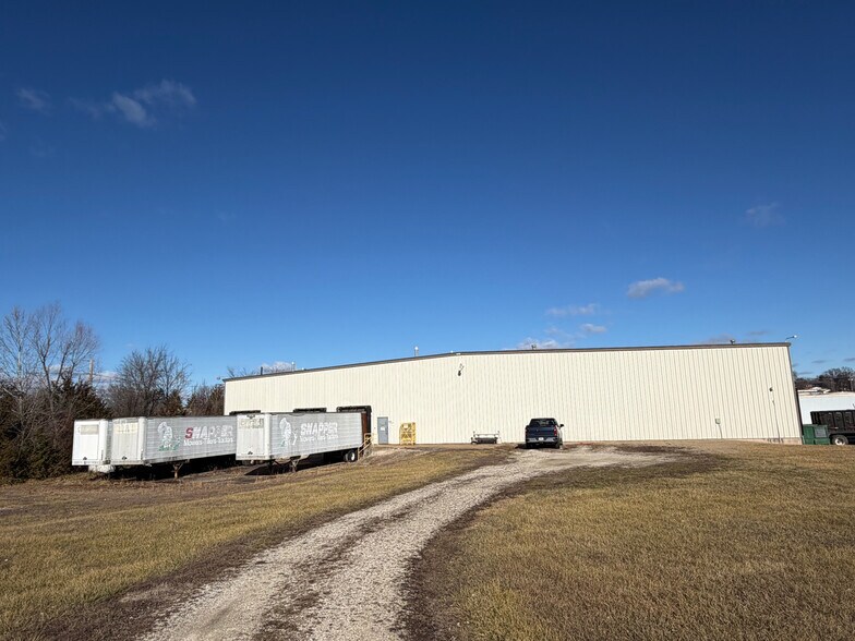 115 Industrial Dr, New Haven, MO à vendre - Photo de l’immeuble – Image 2 sur 5