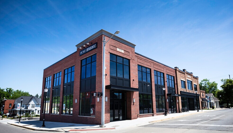 120 N Bridge St, Linden, MI à louer - Photo de l’immeuble – Image 1 sur 11