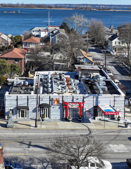 500 City Island Ave, Bronx, NY à vendre - Photo de l’immeuble – Image 1 sur 9