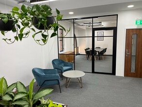 Cowbridge Rd E, Cardiff à louer Photo intérieure– Image 2 sur 10