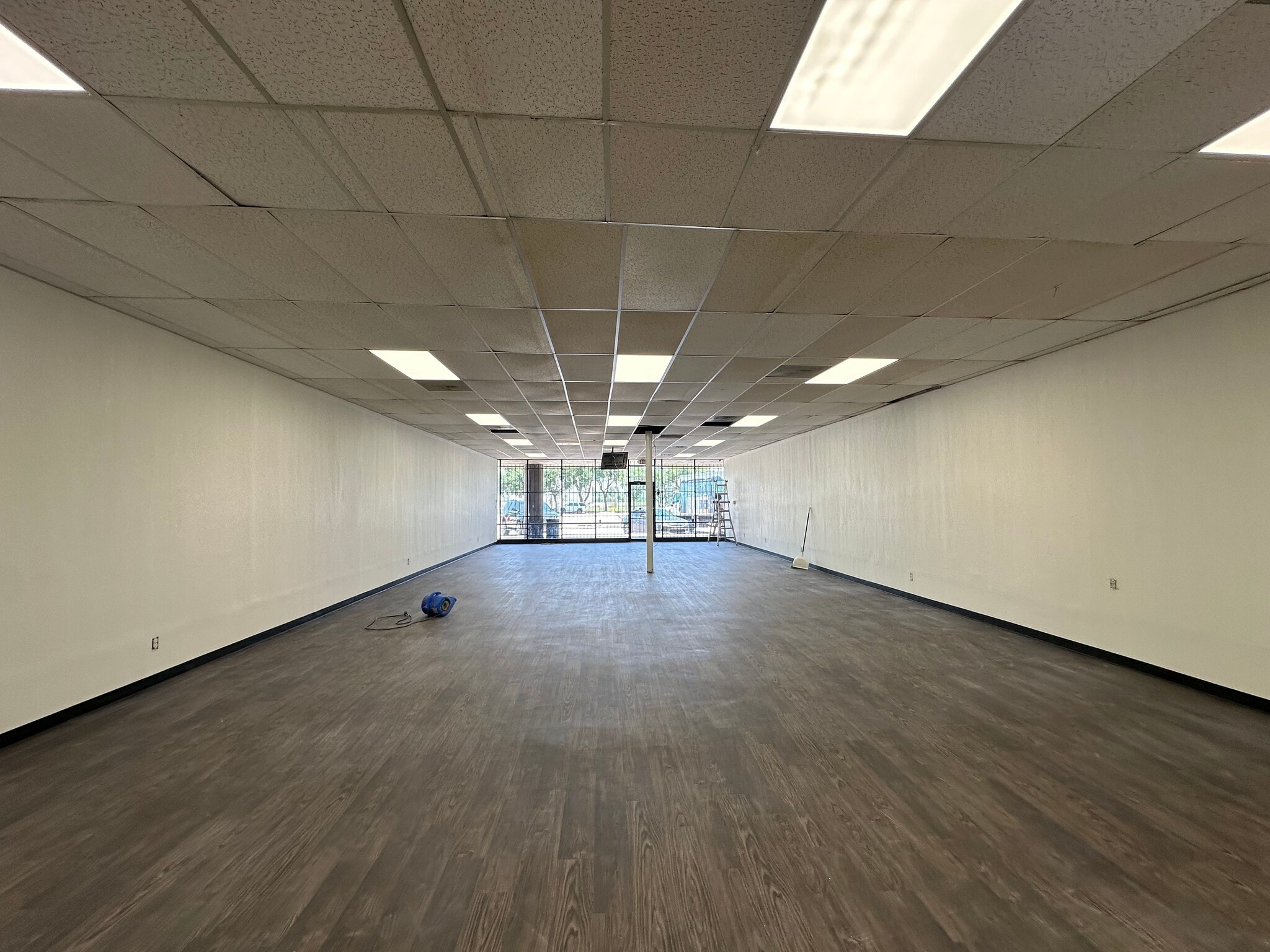 17503-17587 Imperial Valley Dr, Houston, TX à louer Photo intérieure– Image 1 sur 3