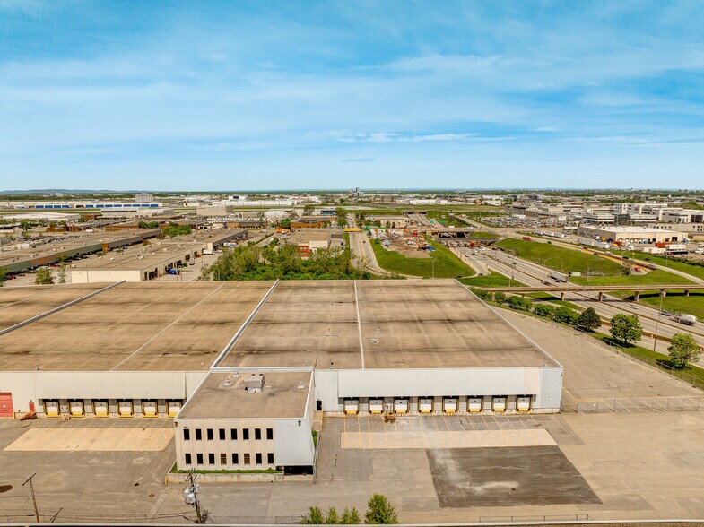 2177 23e Av, Lachine, QC à louer - Photo de l’immeuble – Image 3 sur 8