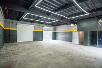 1318 N Highland Ave, Los Angeles, CA à louer Photo intérieure– Image 1 sur 7