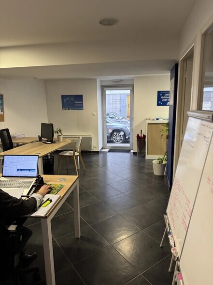 20 Rue De La Faiencerie, Bordeaux à louer - Photo de l’immeuble – Image 2 sur 6