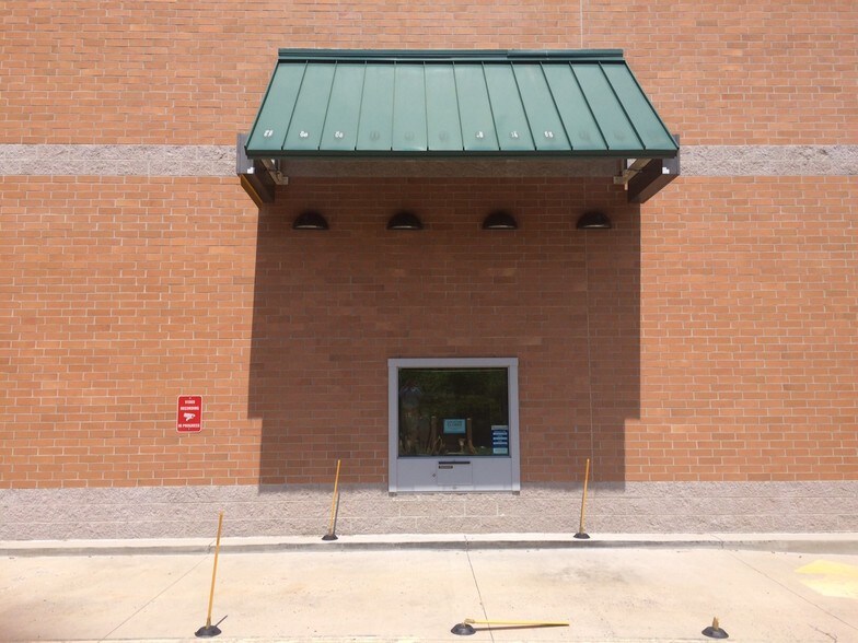 585 Marketplace Dr, Bel Air, MD à louer - Photo de l’immeuble – Image 3 sur 11