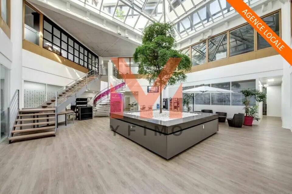 Bureau dans Le Pecq à louer Hall d’entrée– Image 1 sur 14