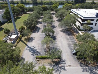 Plus de détails pour 14180 NW 77th Ct, Miami Lakes, FL - Terrain à vendre