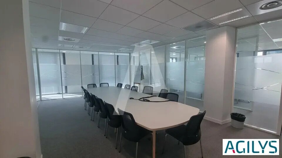 Bureau dans Massy à louer - Photo de l’immeuble – Image 2 sur 10