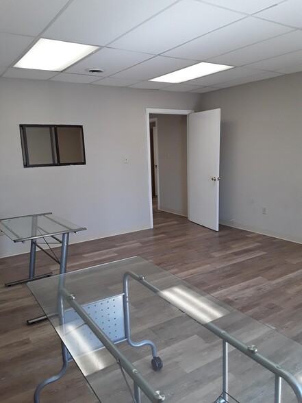 850 W 40th St, Norfolk, VA à louer - Photo intérieure – Image 2 sur 7