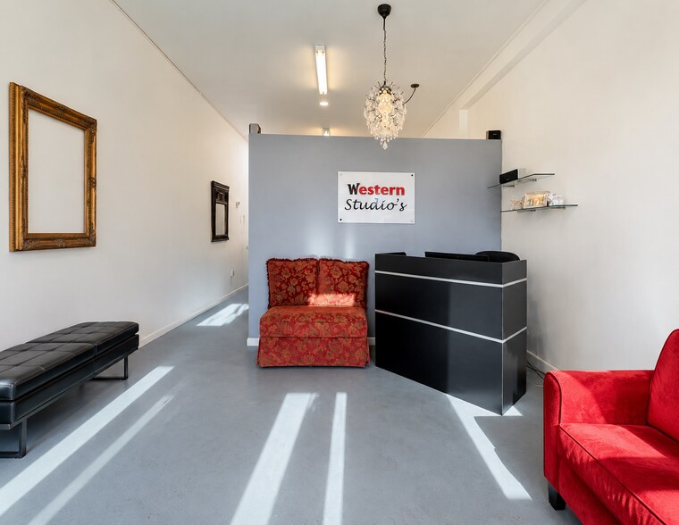 11143 S Western Ave, Los Angeles, CA à louer - Photo de l’immeuble – Image 2 sur 13