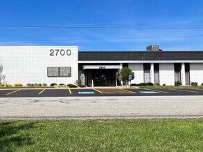 2700-2730 W 21st St, Erie, PA à louer Photo de l’immeuble– Image 1 sur 17