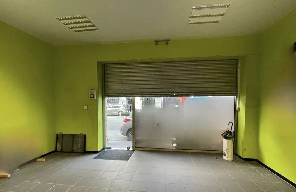 Local commercial dans Reims à louer Photo de l’immeuble– Image 1 sur 6