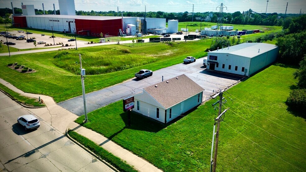 2801 N Jasper St, Decatur, IL à vendre - Photo de l’immeuble – Image 2 sur 27