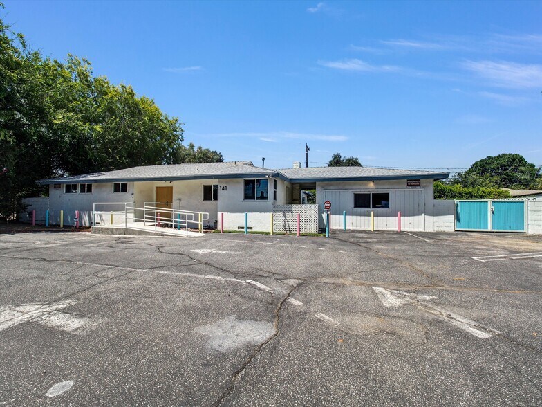141 Las Tunas Dr, Arcadia, CA à vendre - Photo de l’immeuble – Image 3 sur 27